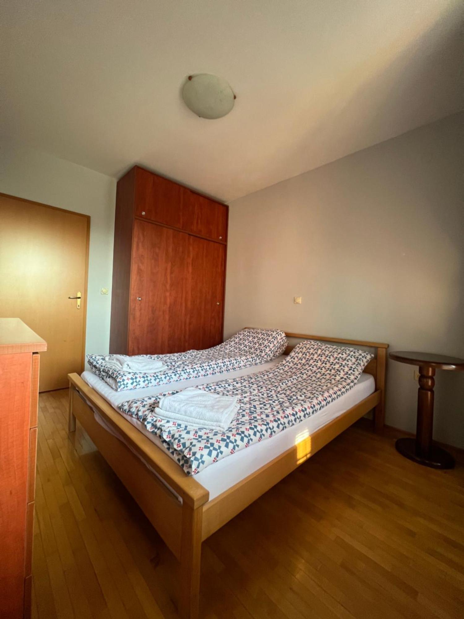 סקופיה Cozy, Modern Apartment In The Center Of The City! מראה חיצוני תמונה