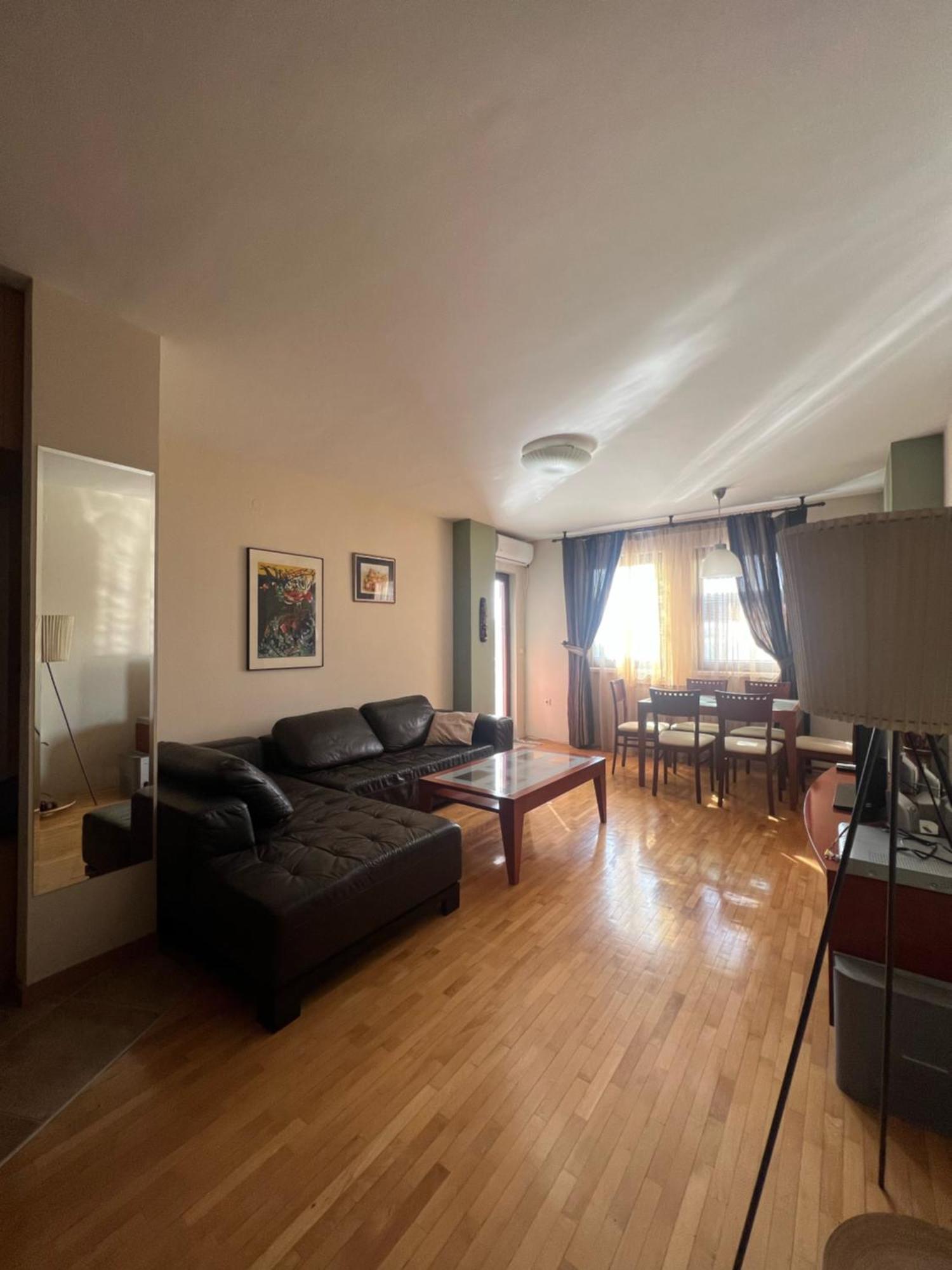 סקופיה Cozy, Modern Apartment In The Center Of The City! מראה חיצוני תמונה